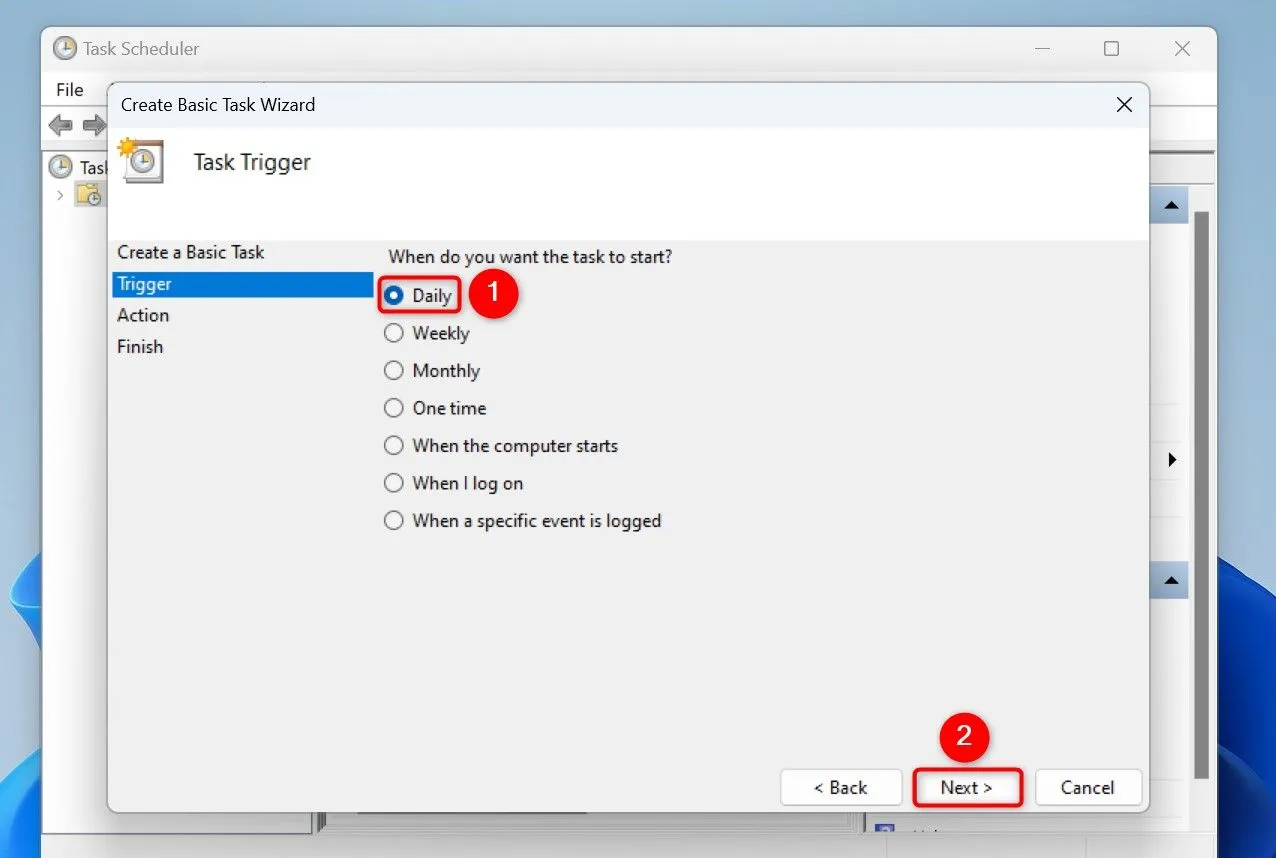 Chọn tần suất chạy tác vụ xóa file tạm trong Task Scheduler, ví dụ: Hàng ngày