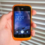 Điện thoại ZTE Open chạy hệ điều hành Firefox OS với giao diện ứng dụng