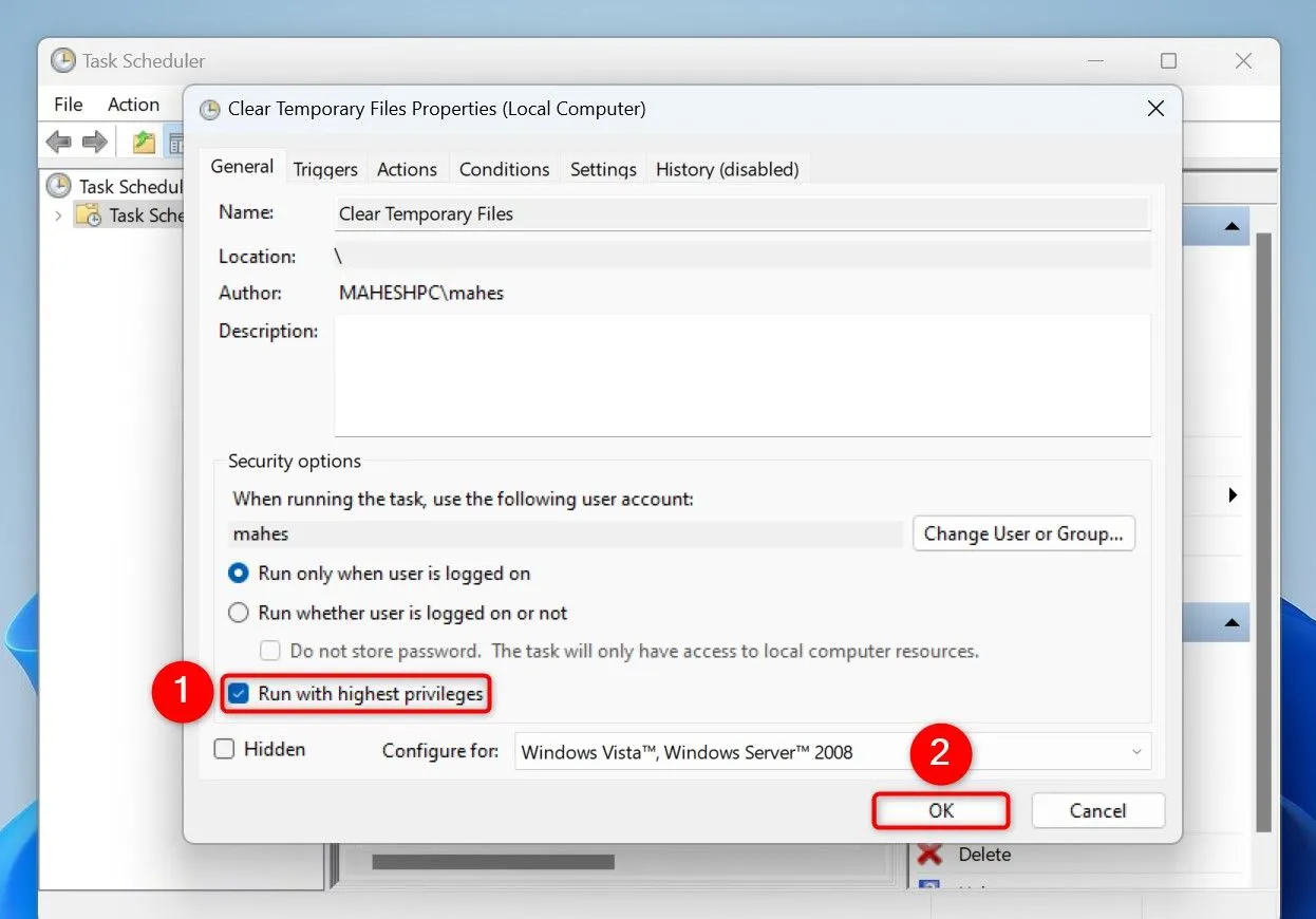Tích chọn tùy chọn &quot;Chạy với quyền cao nhất&quot; (Run With Highest Privileges) cho tác vụ xóa file tạm trong Task Scheduler