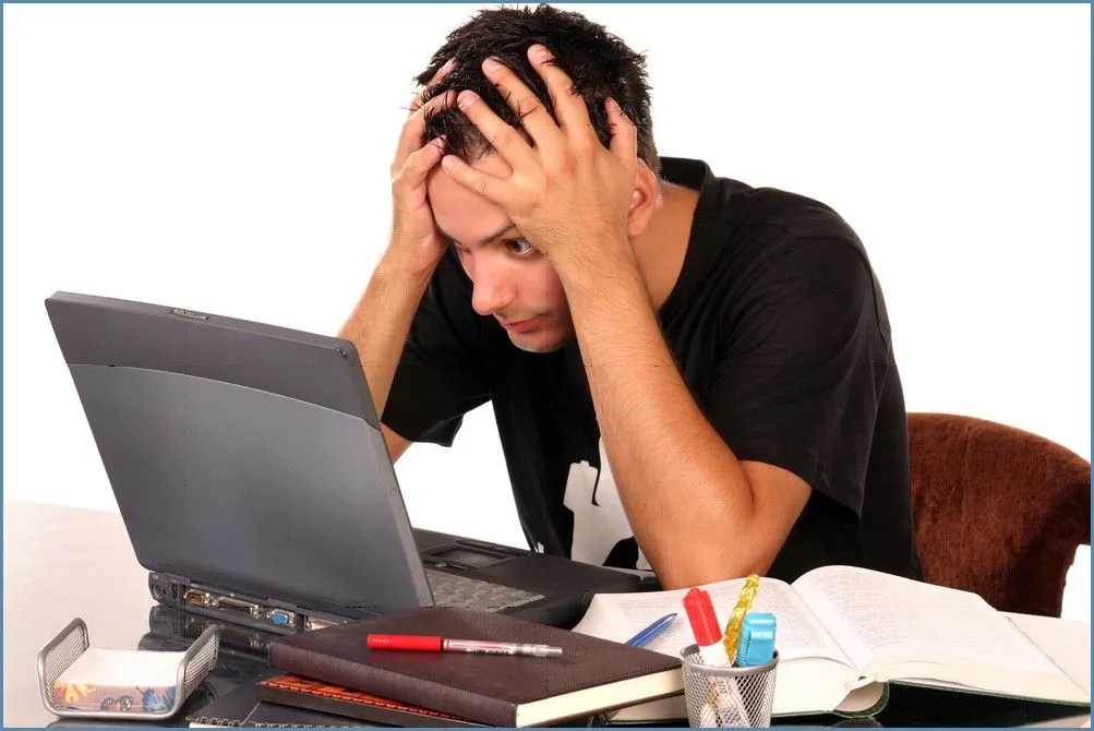 OneNote Windows 10 Sẽ Ngừng Hỗ Trợ Vào Năm 2025: Người Dùng Cần Làm Gì?