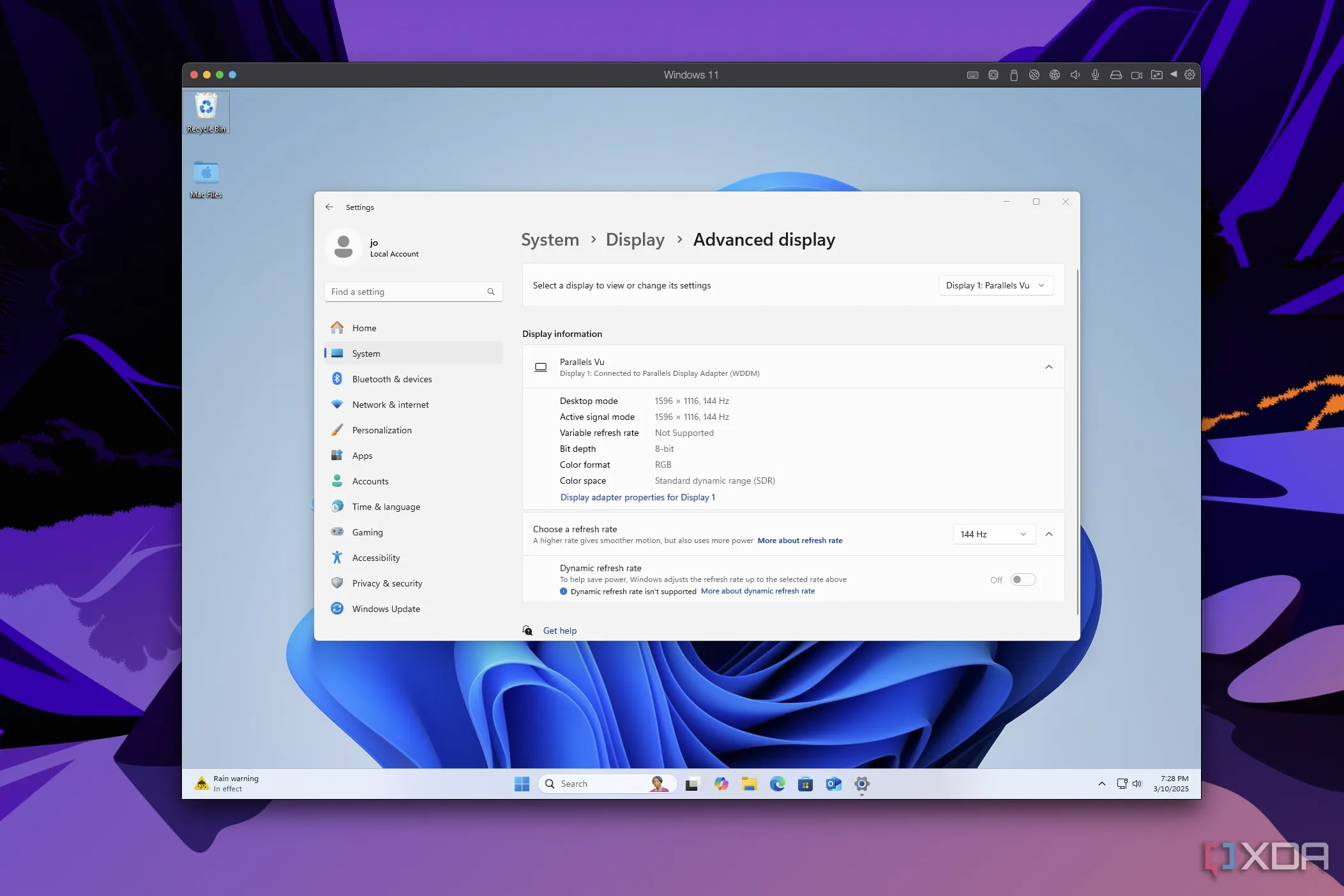 Cài đặt hiển thị Windows 11 trong Parallels Desktop với tần số quét 144Hz