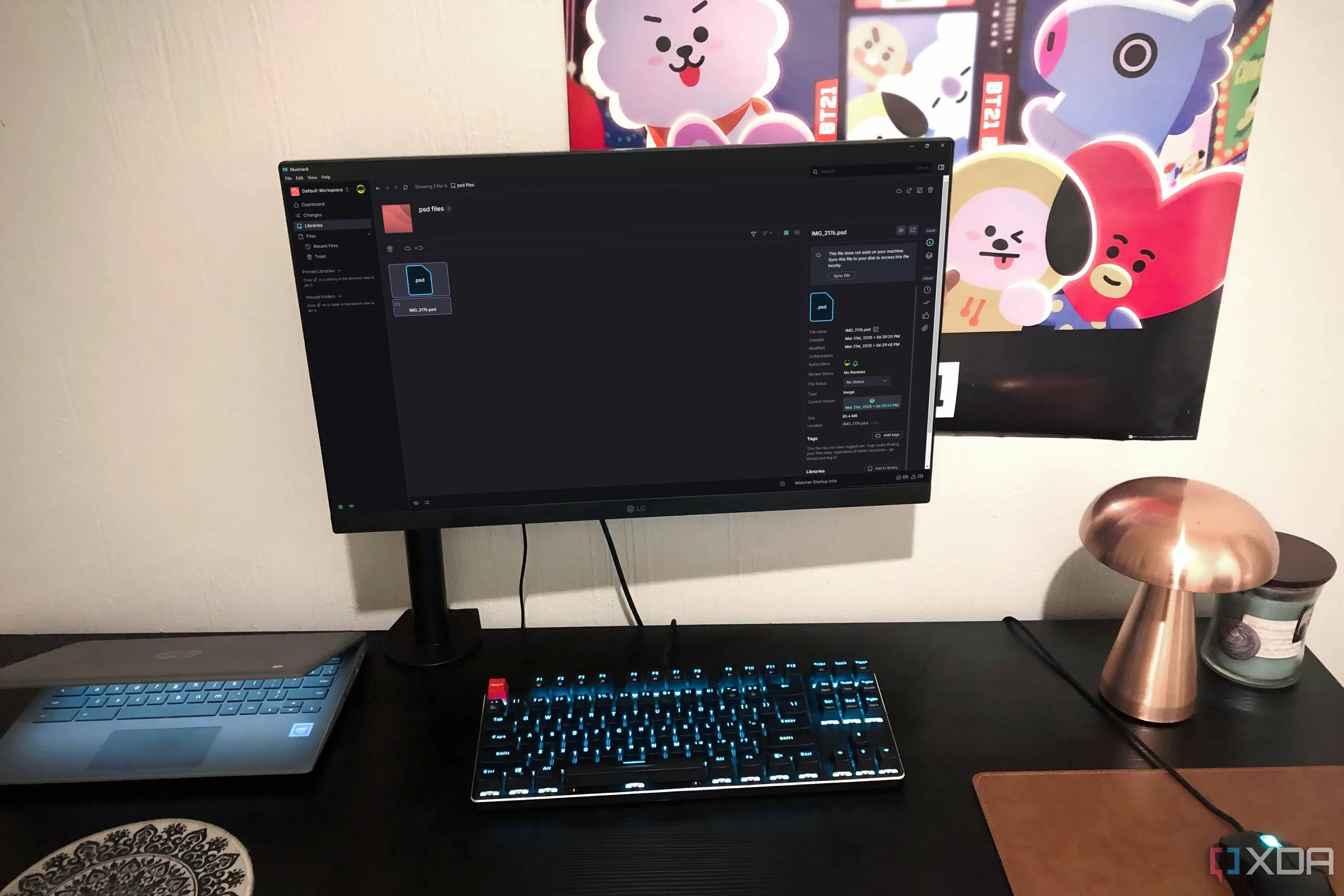 Công cụ lưu trữ đám mây Mudstack hiển thị trên máy tính để bàn, gợi ý giải pháp thay thế cho Adobe Creative Cloud.