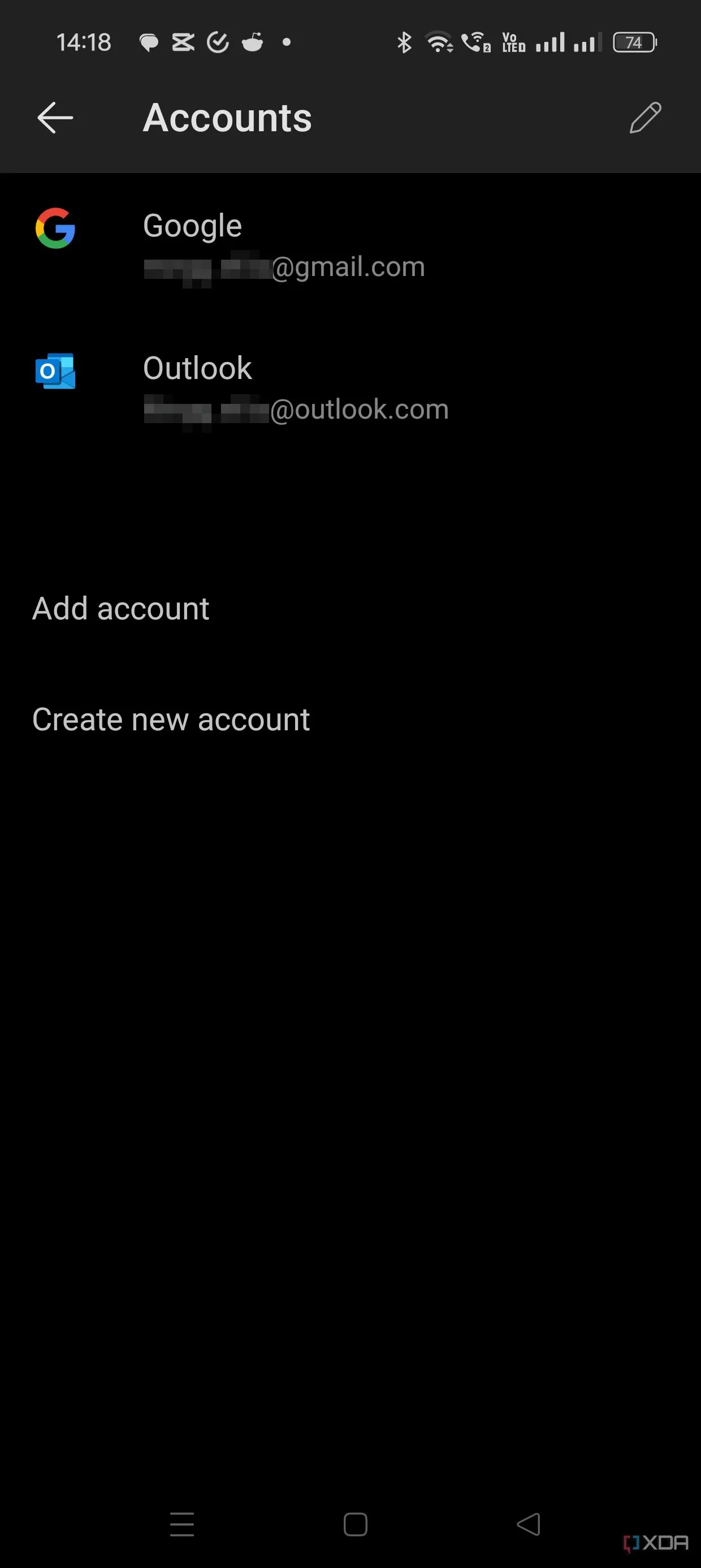 Danh sách tài khoản email đã liên kết trong ứng dụng Outlook di động với tùy chọn &quot;Remove Account&quot;