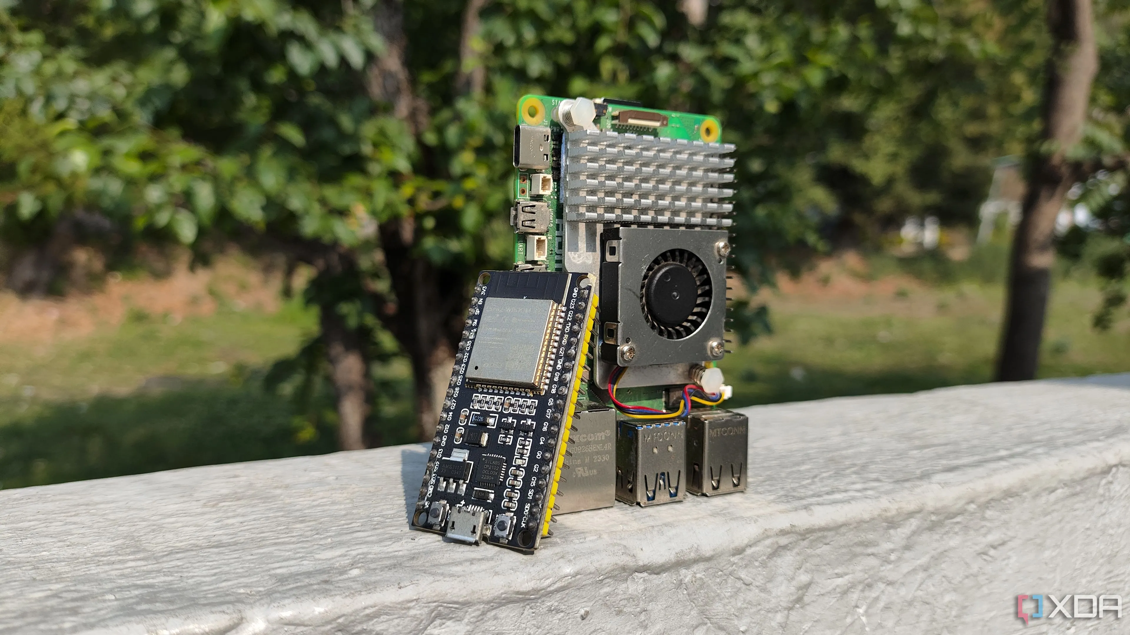 Sự kết hợp mạnh mẽ giữa Raspberry Pi và ESP32 trong các dự án công nghệ nhà thông minh
