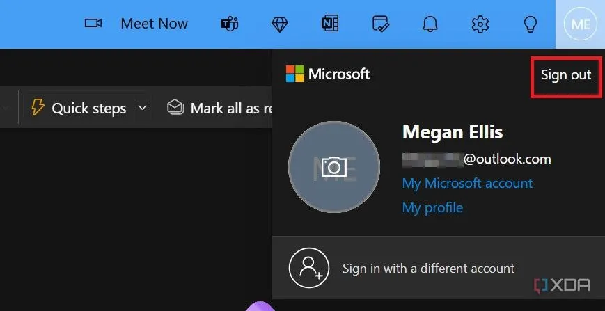 Tùy chọn đăng xuất tài khoản Outlook trên giao diện web