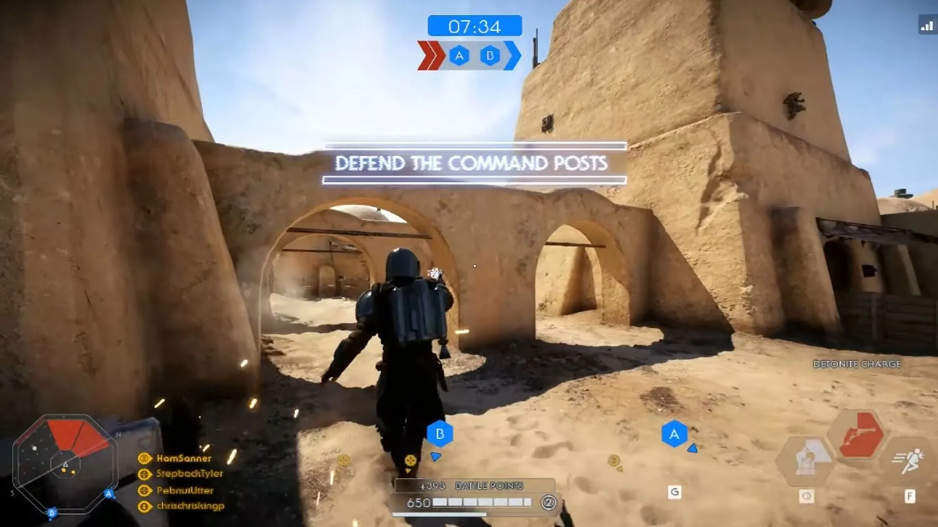 Ảnh chụp màn hình game Star Wars Battlefront 2 với mod nhân vật The Mandalorian, minh họa cộng đồng modding sôi nổi