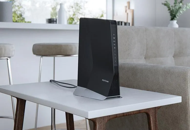 Bộ mở rộng sóng Netgear Nighthawk EAX80, một giải pháp khuếch đại tín hiệu Wi-Fi.