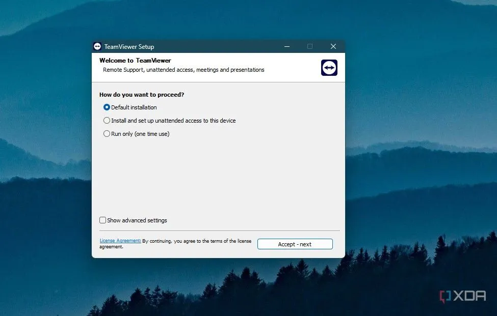 Cài đặt TeamViewer mặc định cho điều khiển máy tính từ xa