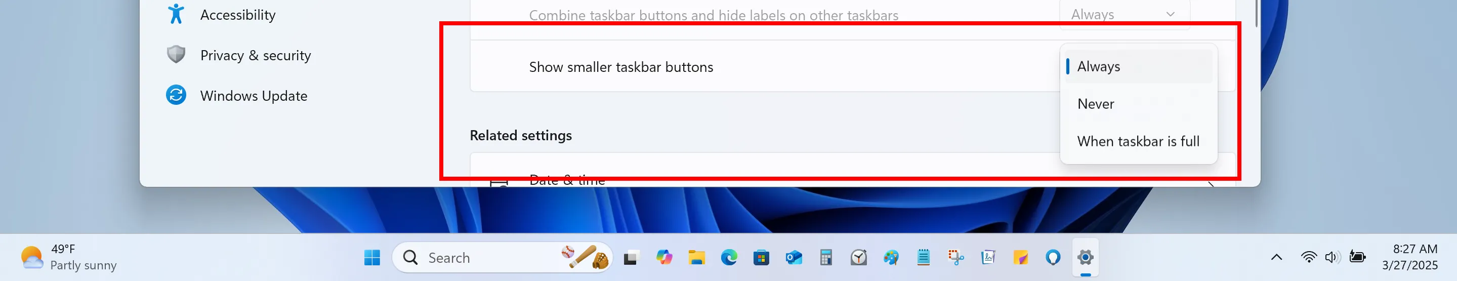 Cài đặt tùy chọn tự động thay đổi kích thước biểu tượng trên thanh tác vụ Windows 11