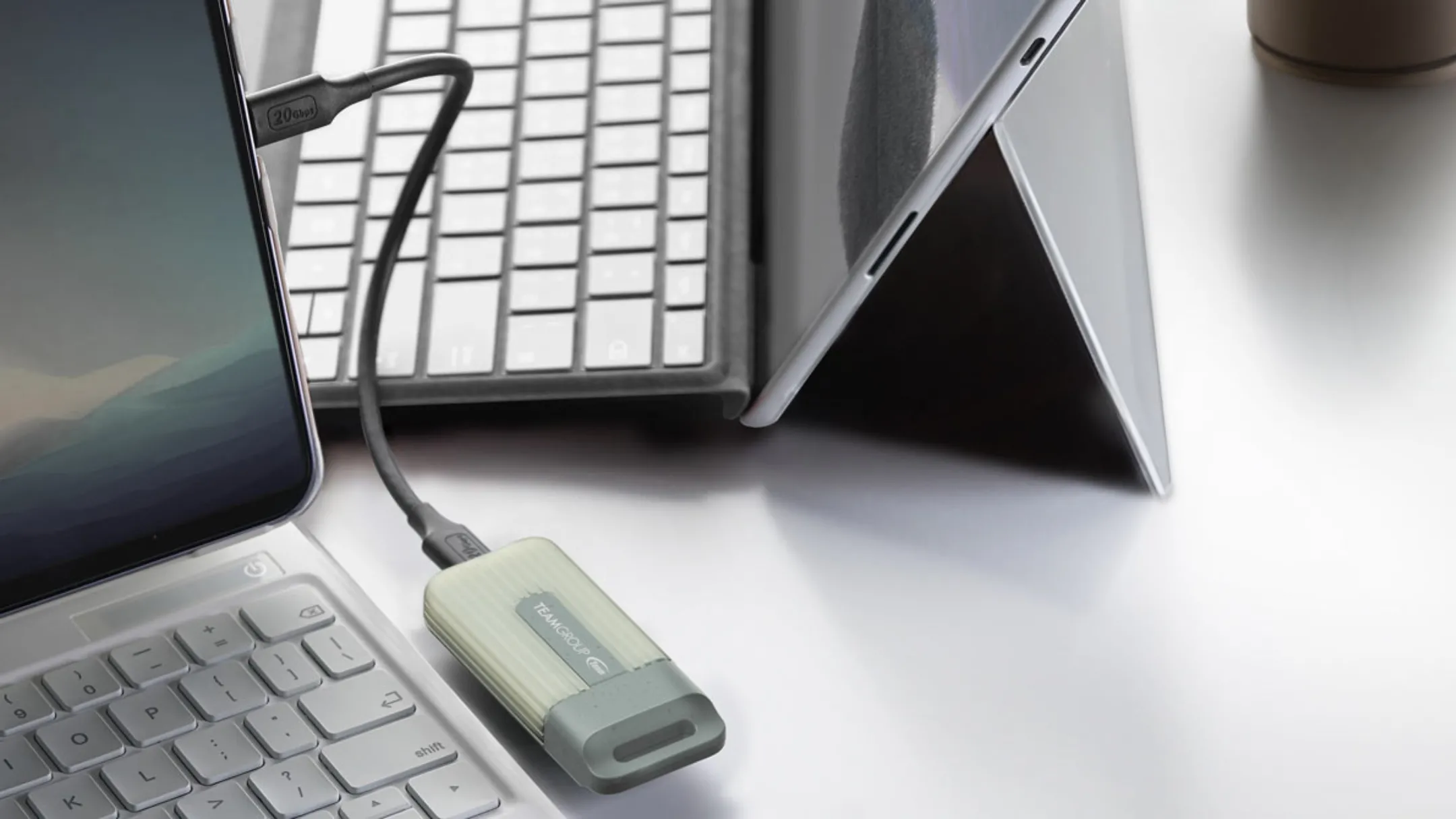 Cận cảnh SSD di động Team Group PD20 ECO 2TB USB-C tiện lợi