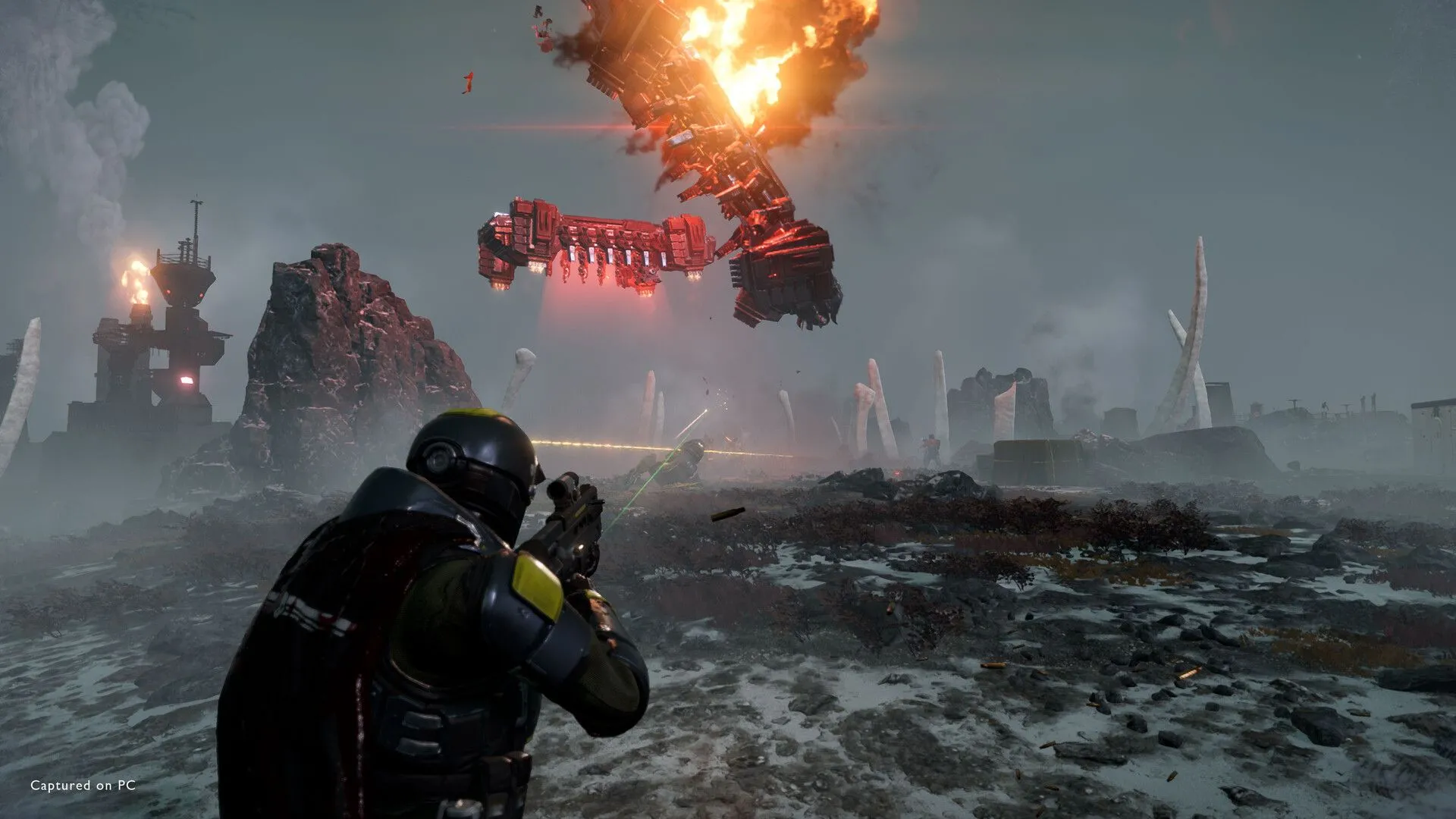 Chiến đấu trên hành tinh tuyết phủ trong Helldivers 2
