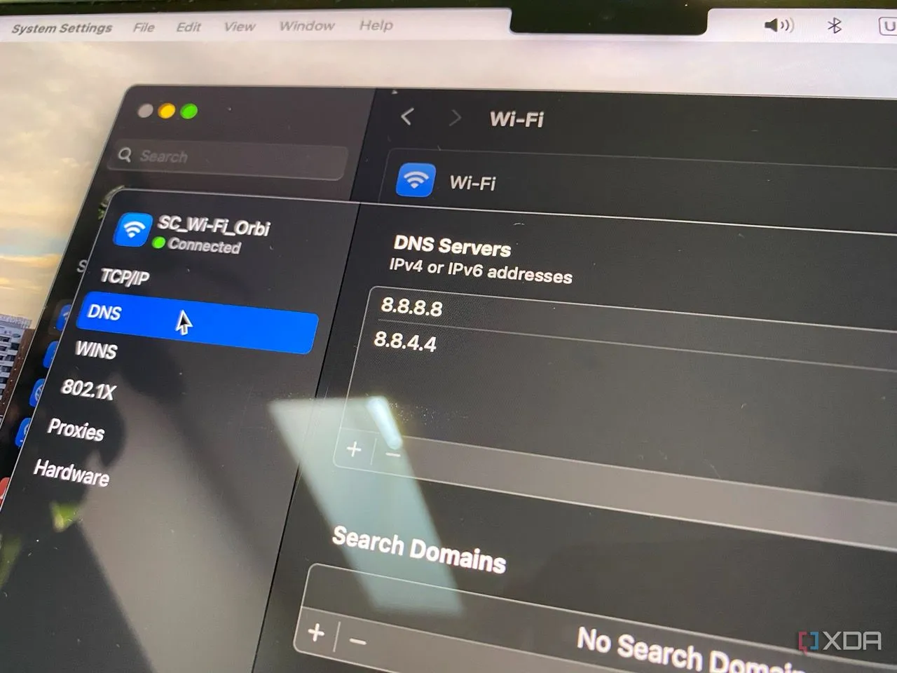 Giao diện cấu hình máy chủ DNS tùy chỉnh trên hệ điều hành macOS