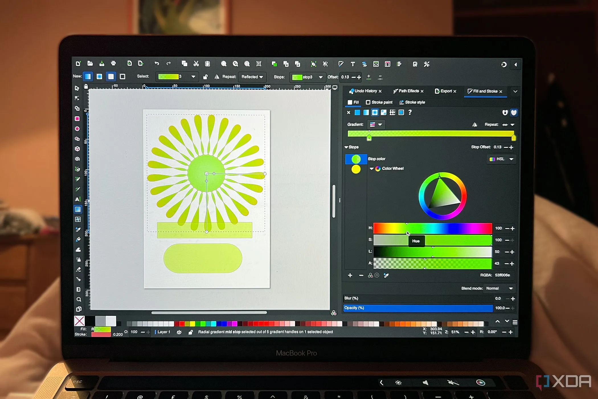 Giao diện của Inkscape trên MacBook, một công cụ đồ họa vector mã nguồn mở