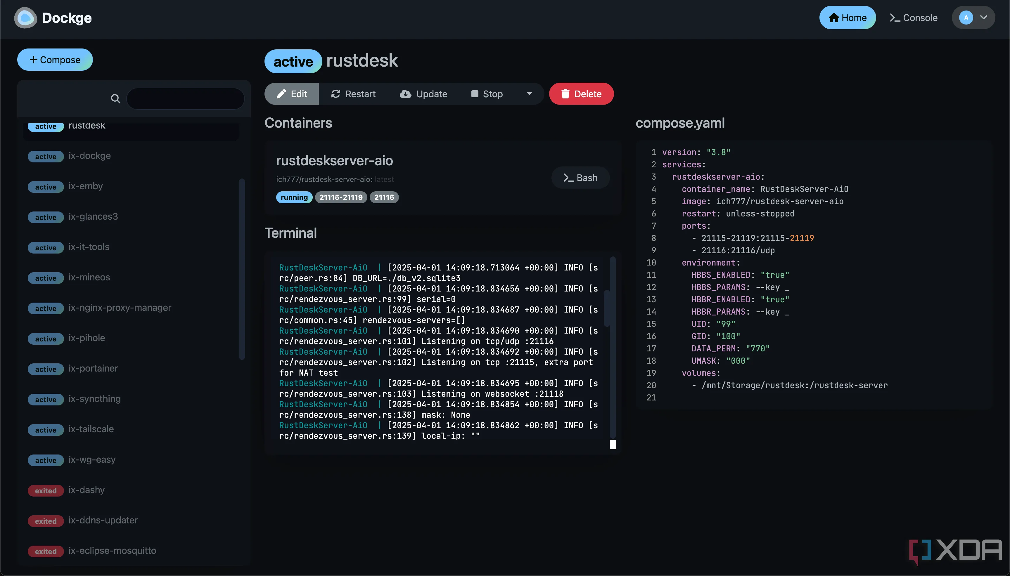 Giao diện Dockge hiển thị RustDesk được triển khai thông qua Docker để tự host server