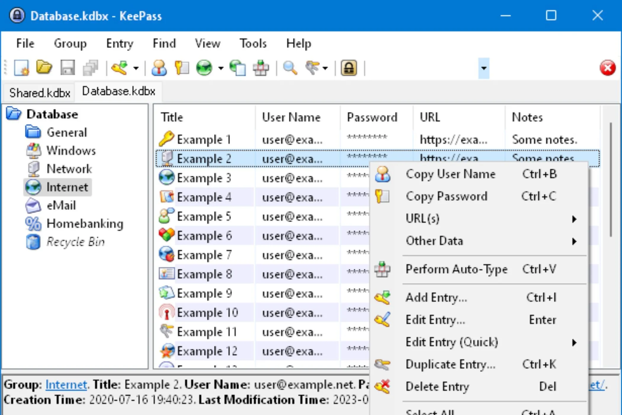 Giao diện phần mềm quản lý mật khẩu KeePass trên máy tính để bàn với các tùy chọn cơ bản
