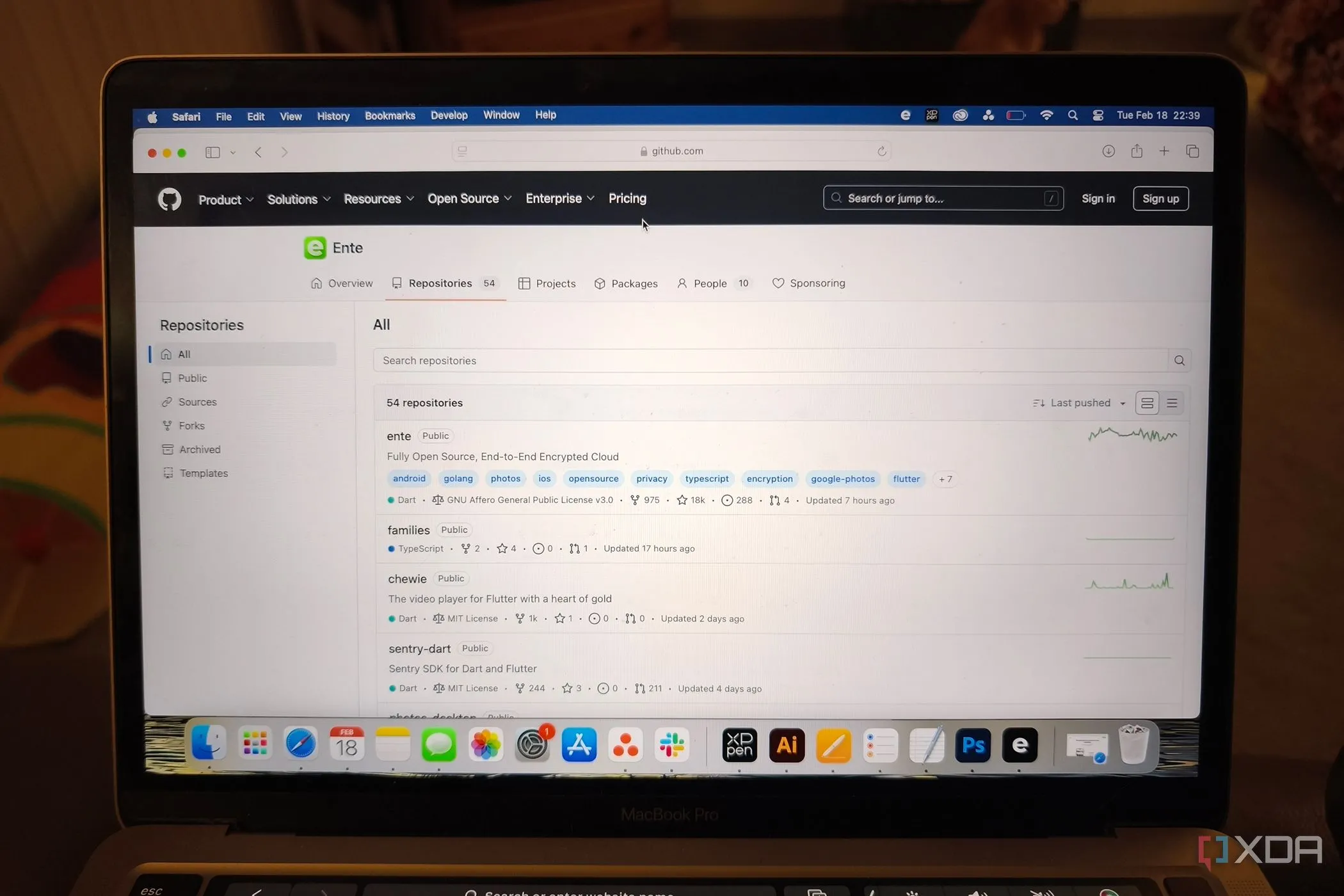 Giao diện trang GitHub của Ente Photos