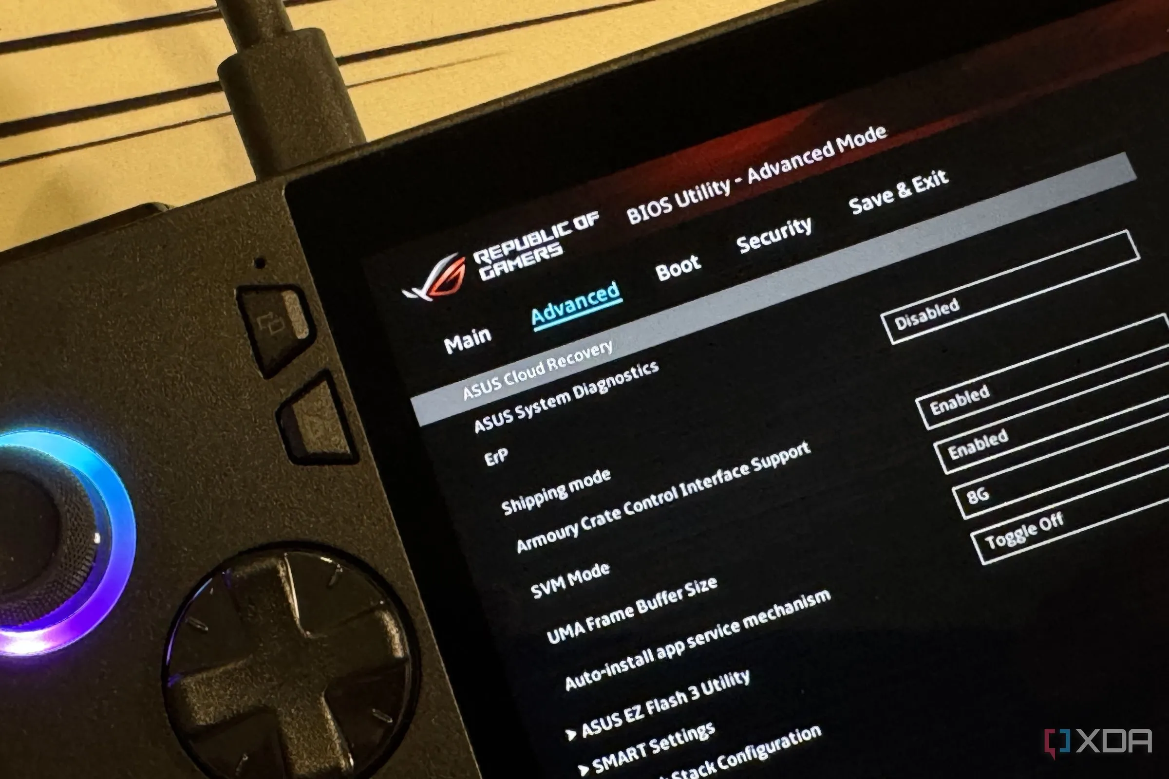 Giao diện UEFI/BIOS của ROG Ally X với tùy chọn khôi phục đám mây, minh họa cho việc cập nhật firmware bo mạch chủ.