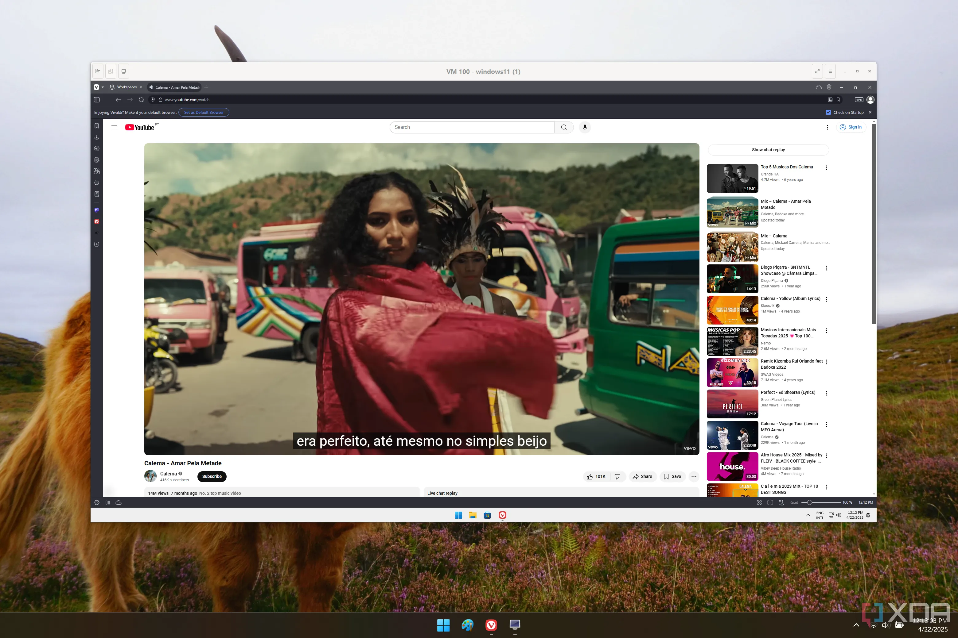 Giao diện Windows 11 trong máy ảo Proxmox đang phát YouTube qua Vivaldi