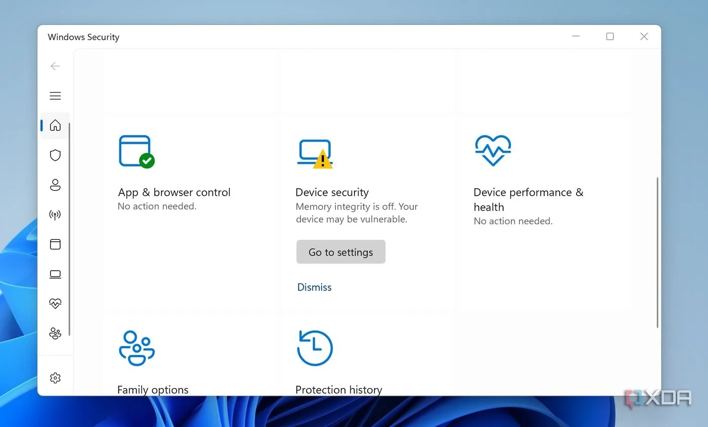 Màn hình chính của ứng dụng Bảo mật Windows trên Windows 11 với tính năng Memory Integrity bị tắt