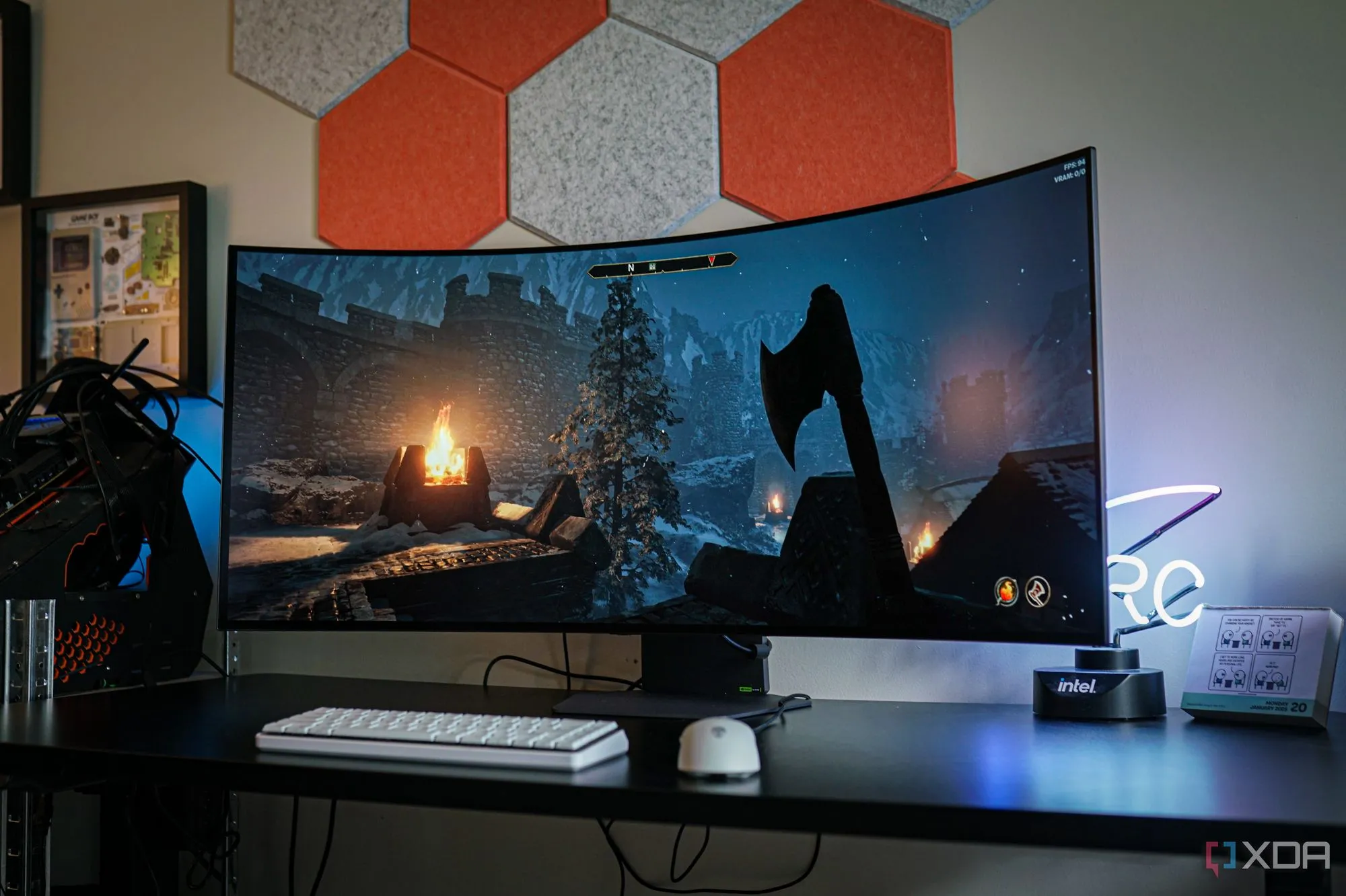 Màn hình LG UltraGear 5K2K OLED với độ cong tối ưu, tăng cường trải nghiệm làm việc và giải trí