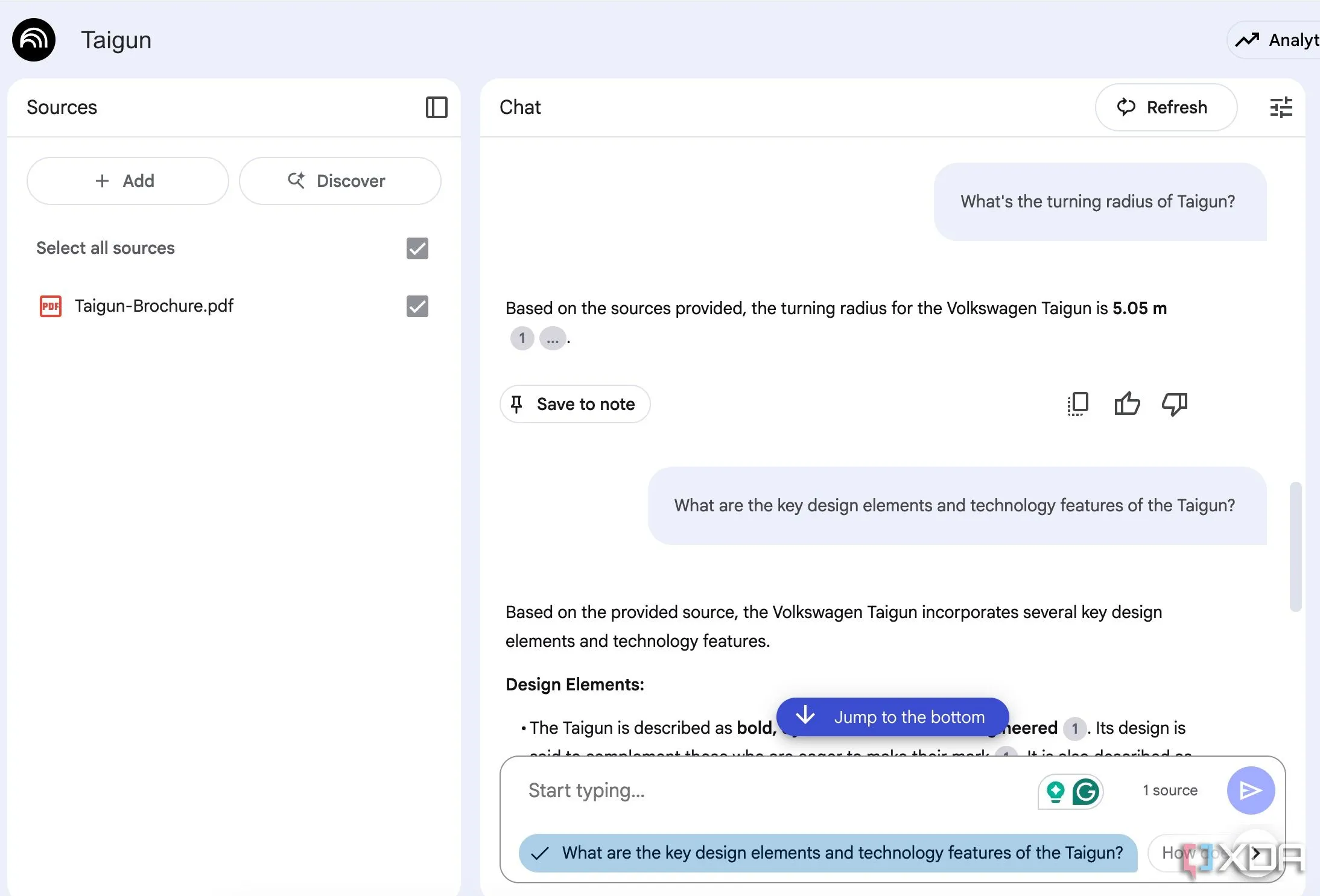Màn hình NotebookLM hiển thị cuộc trò chuyện với AI về nội dung một tài liệu PDF dài, minh họa tính năng hỏi đáp thông tin.