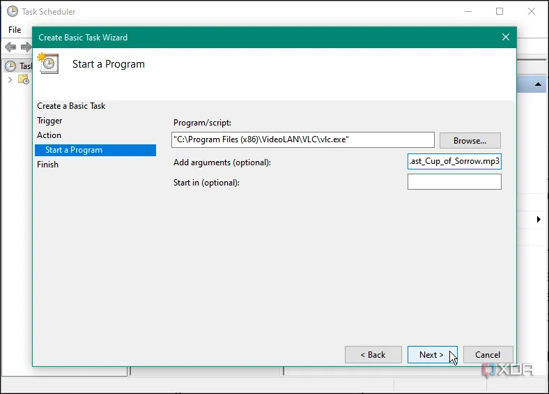 Màn hình tạo tác vụ cơ bản trong Task Scheduler để phát nhạc khi đăng nhập Windows, chỉ đường dẫn file nhạc và trình phát