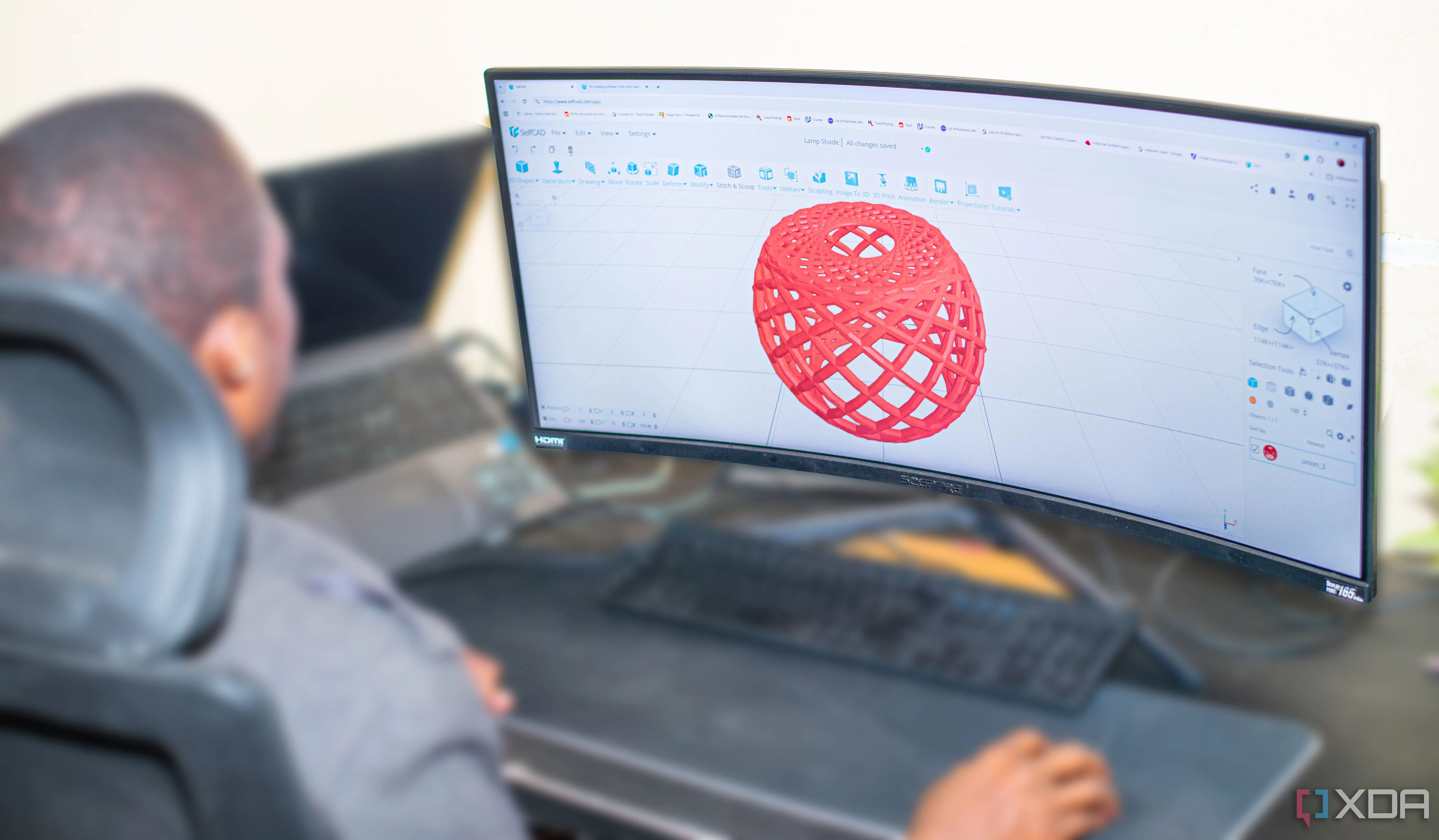 Mô hình 3D đang được thiết kế trên phần mềm SelfCAD, minh họa quá trình chuẩn bị cho in 3D nhiệt độ cao.