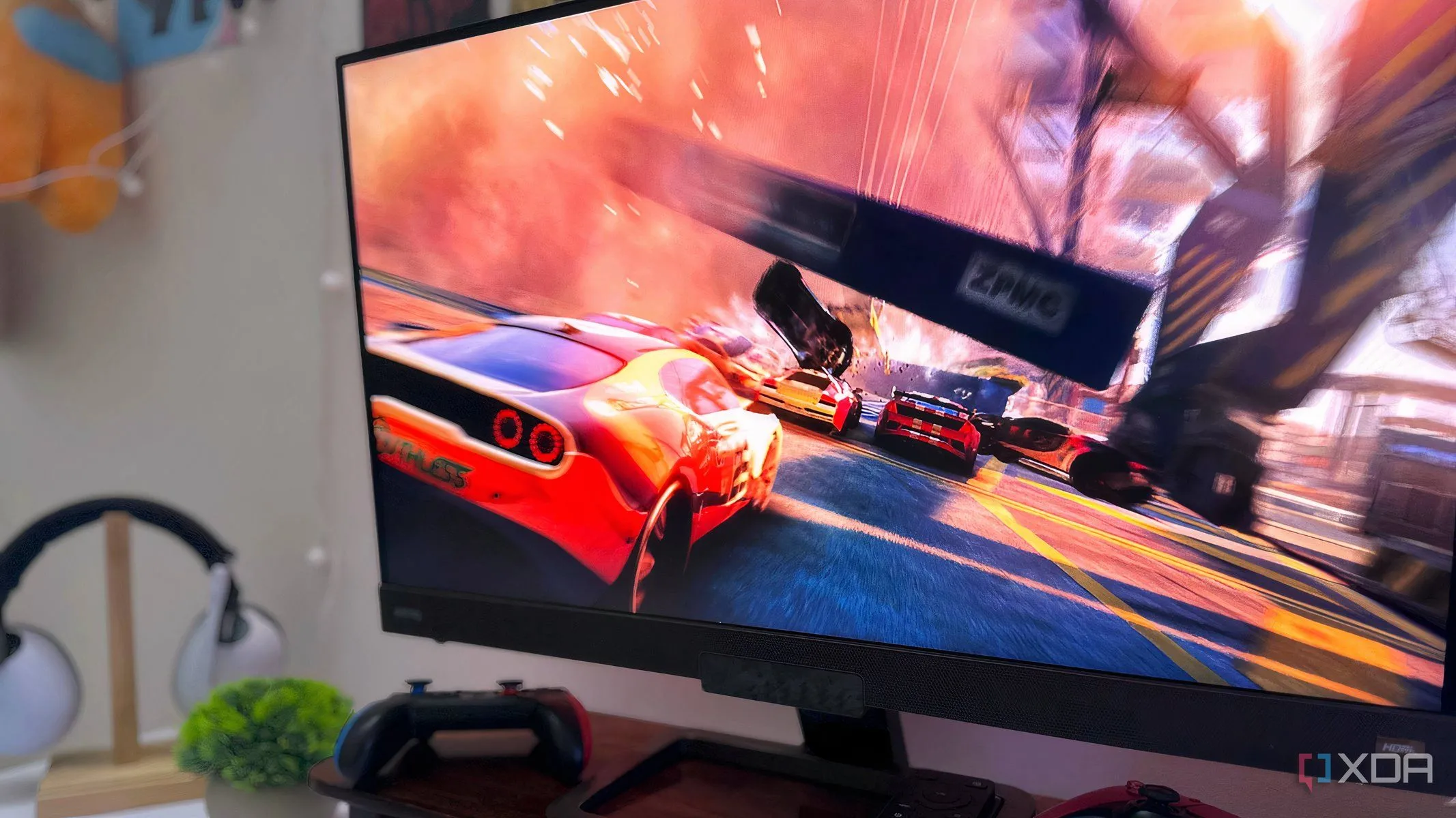 Một tựa game đua xe đang hiển thị trên màn hình máy tính, đại diện cho những studio game tài năng nhưng đã đóng cửa