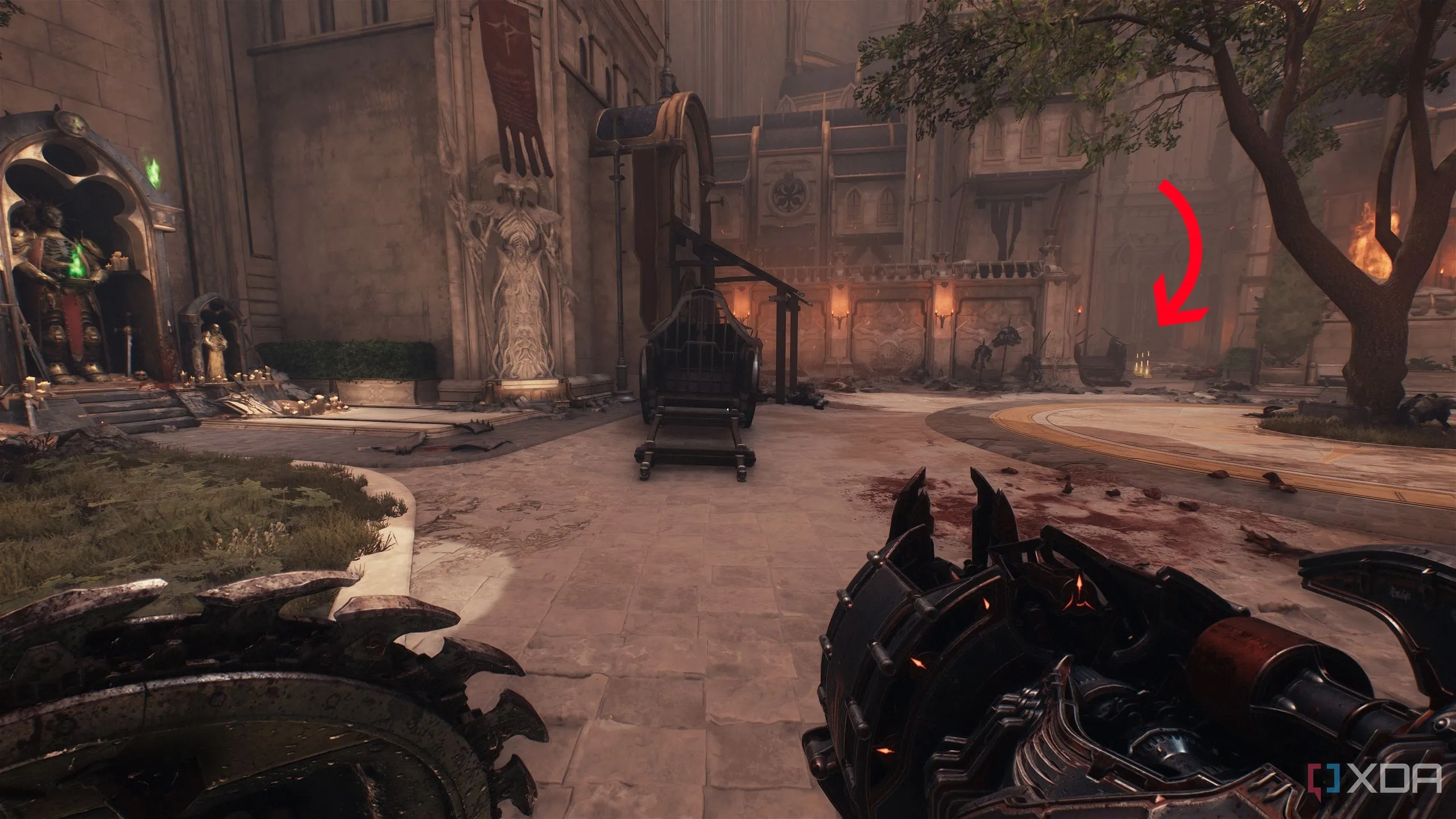 Mũi tên chỉ vị trí thỏi vàng gần Sentinel Shrine trong Doom The Dark Ages.