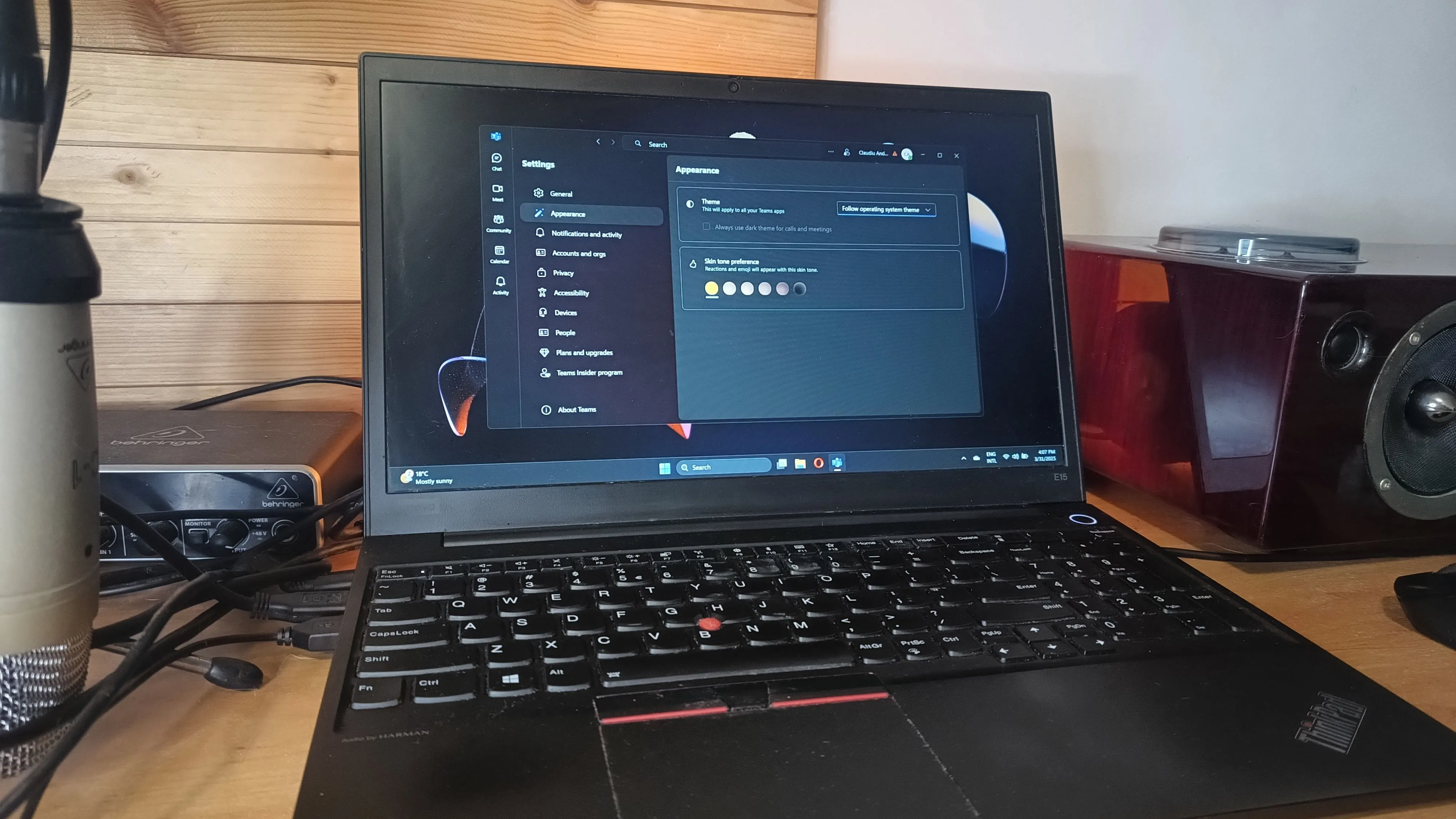 Người dùng Microsoft Teams cổ điển trên laptop Windows 11 sẽ không còn mở được file trực tiếp từ tháng 4/2025