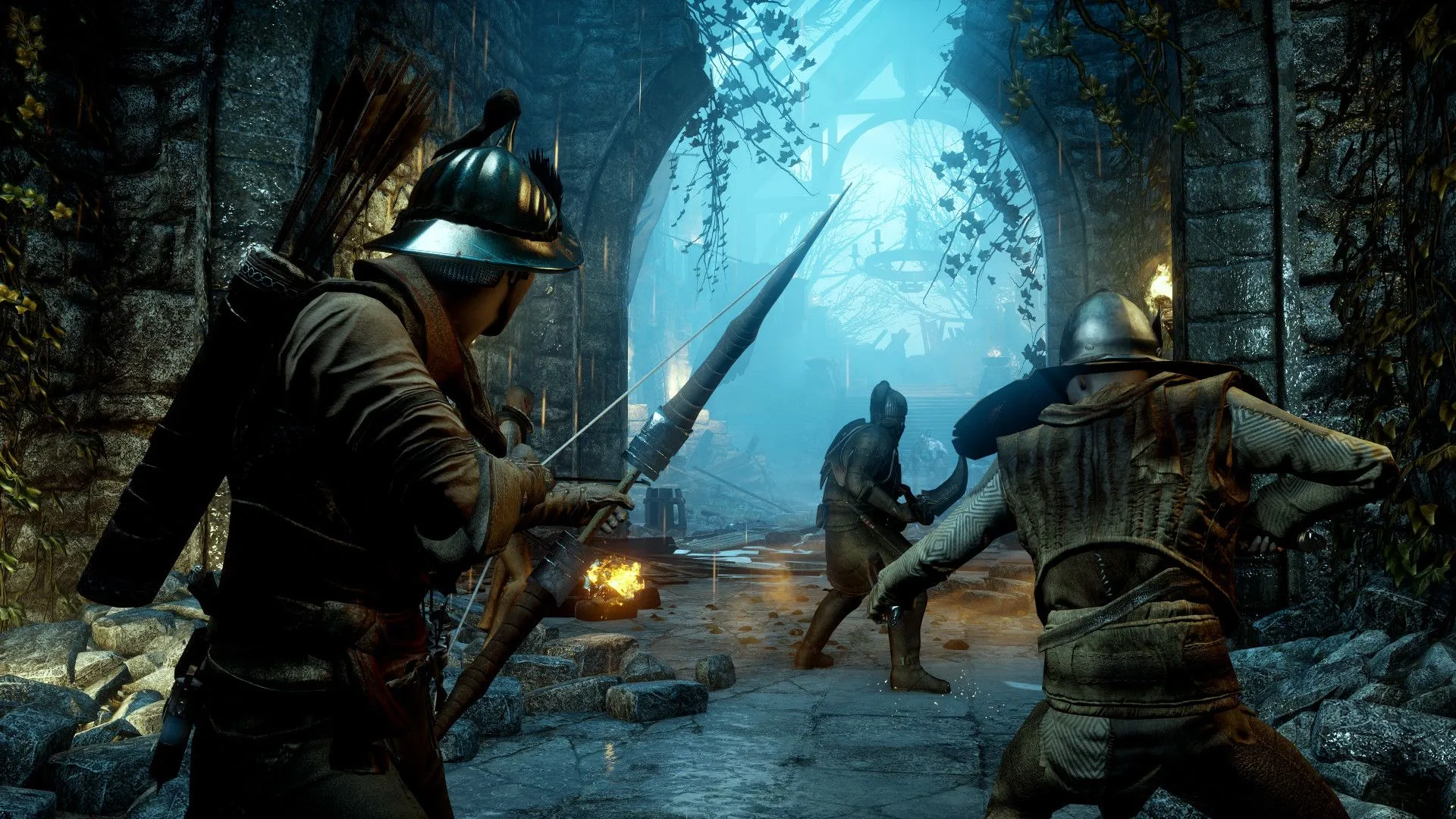 Nhóm nhân vật đang chiến đấu với quái vật trong Dragon Age: Inquisition, thể hiện đồ họa RPG ấn tượng