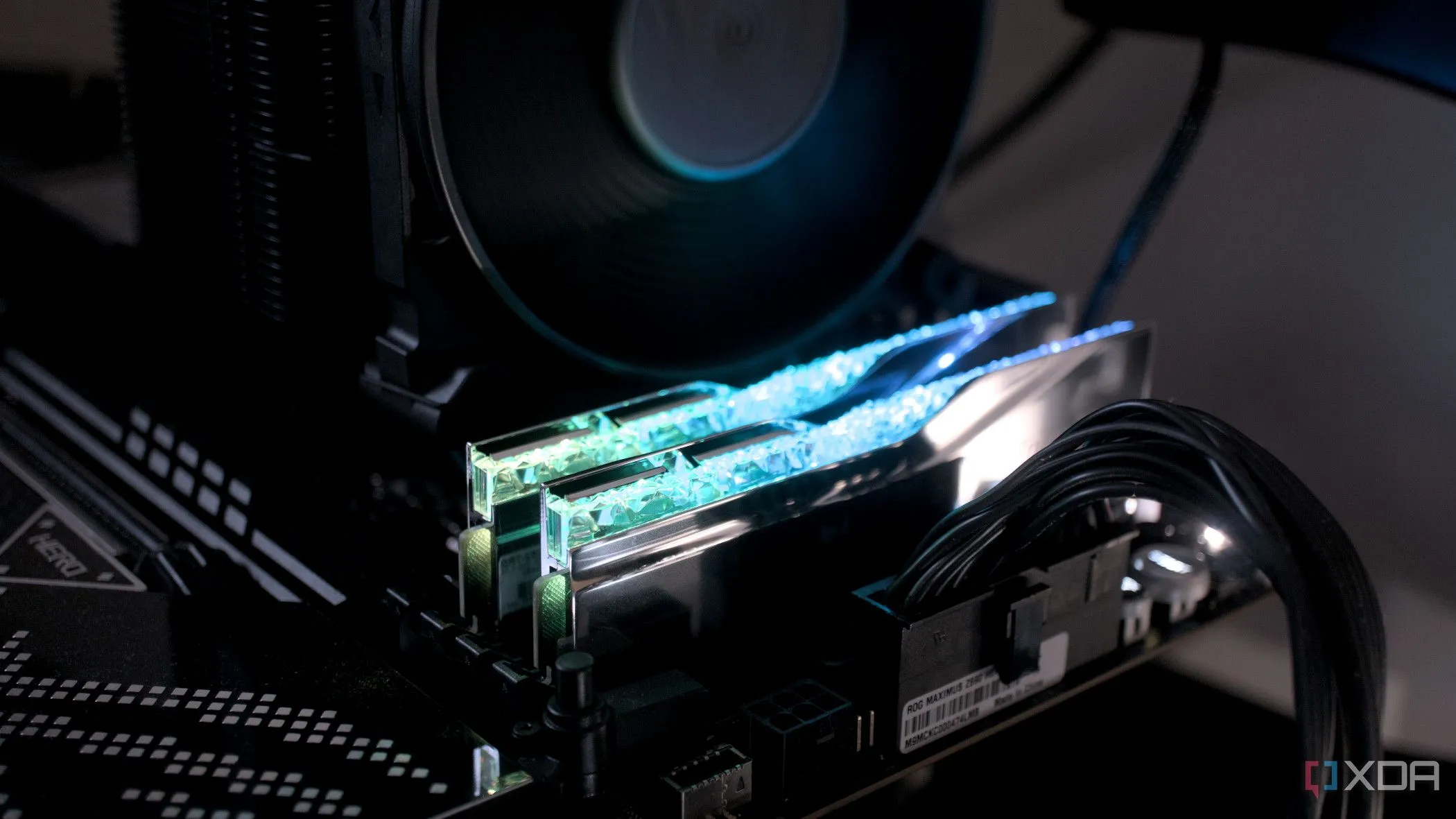 Thanh RAM G.Skill Trident Z5 Royal DDR5-7200, đại diện cho RAM DDR5 hiệu năng cao
