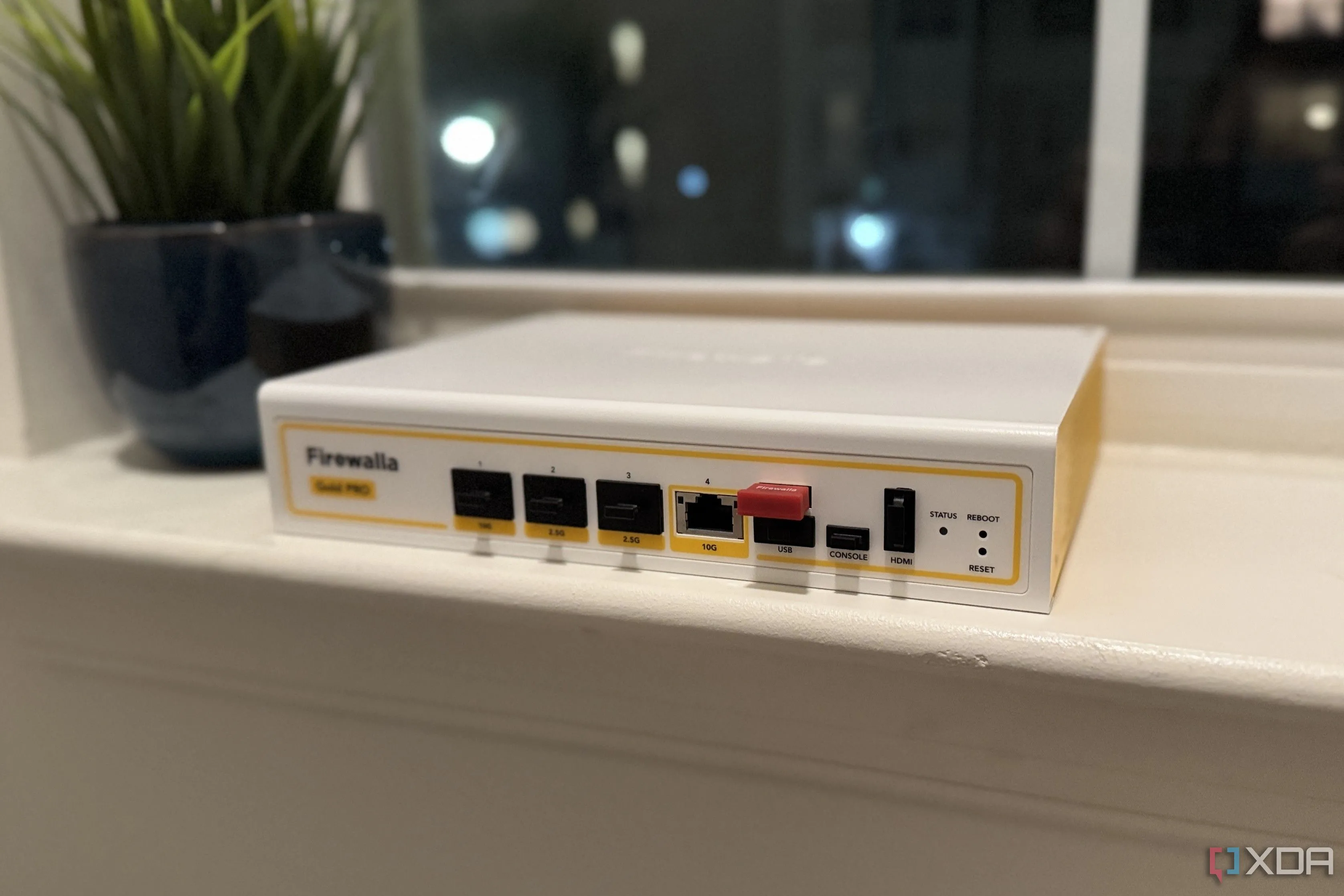 Thiết bị tường lửa phần cứng Firewalla Gold Pro, giải pháp bảo vệ mạng IoT hiệu quả
